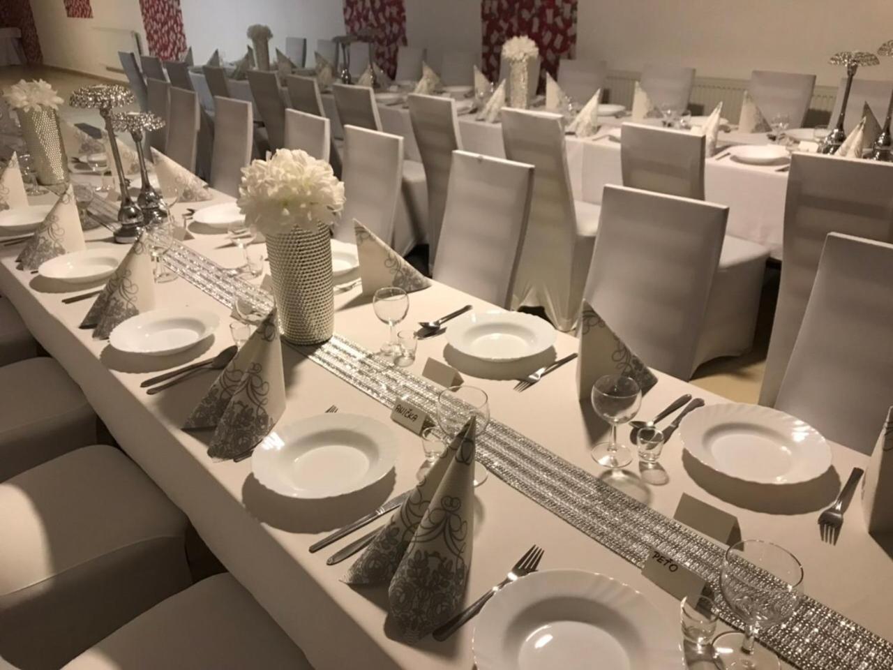 Hotel U Ferka Lemesany Zewnętrze zdjęcie