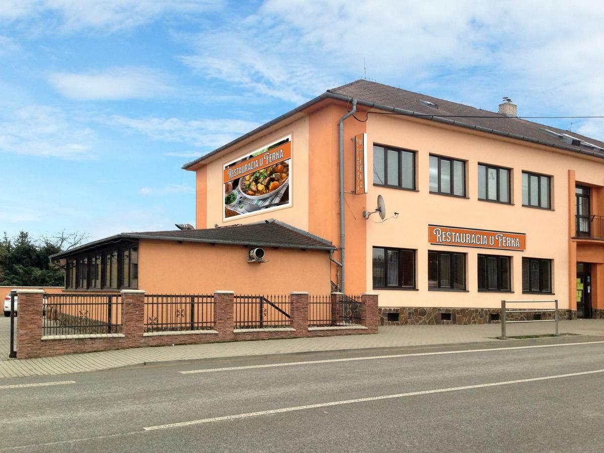Hotel U Ferka Lemesany Zewnętrze zdjęcie